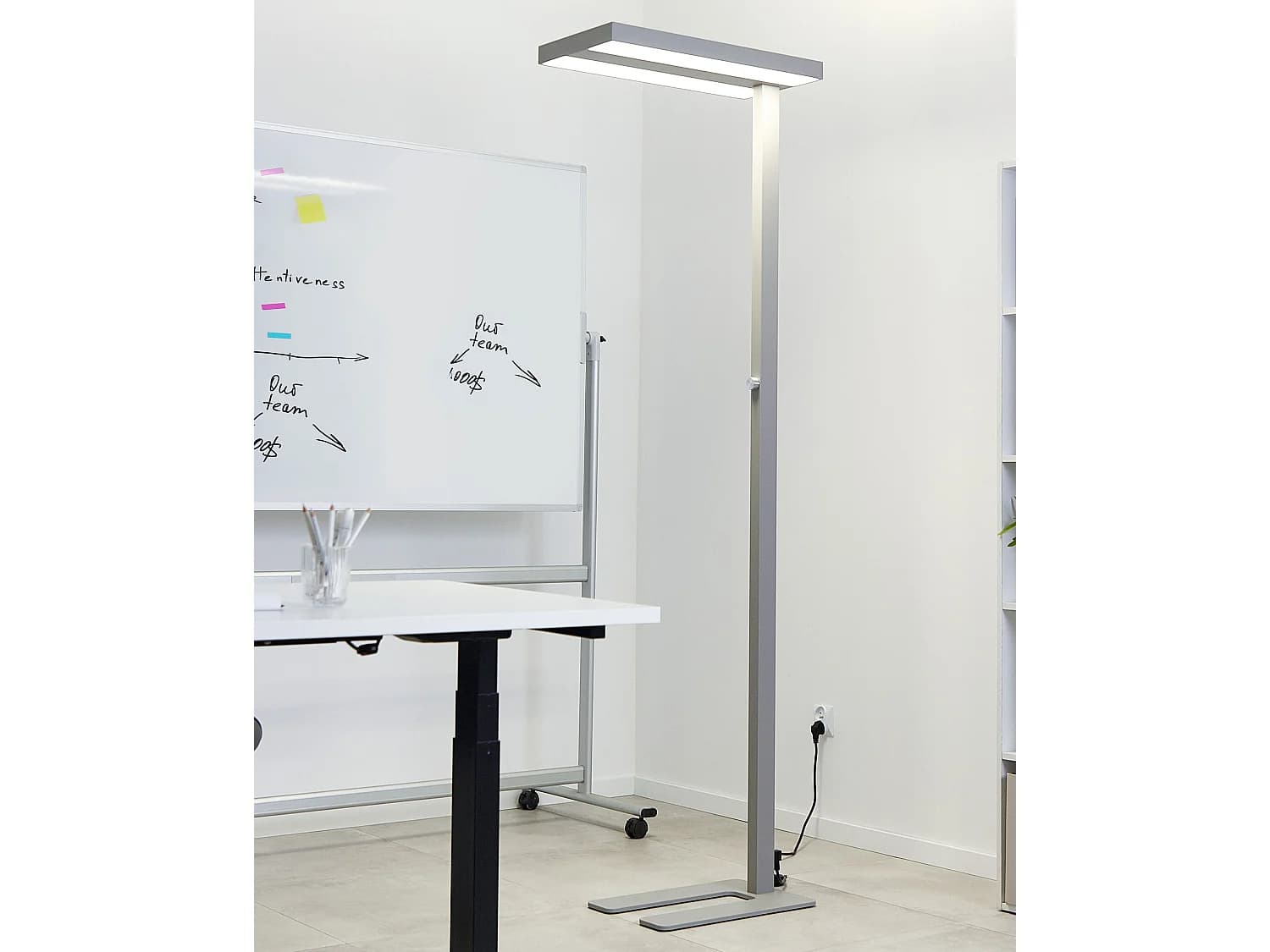Lampadaire LED TAURUS Avec variateur Métal Argenté