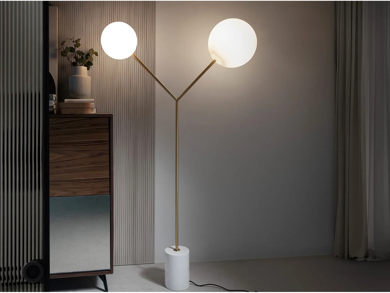 Lampadaire en marbre blanc, acier doré et verre blanc 8048 ANGEL CERDA