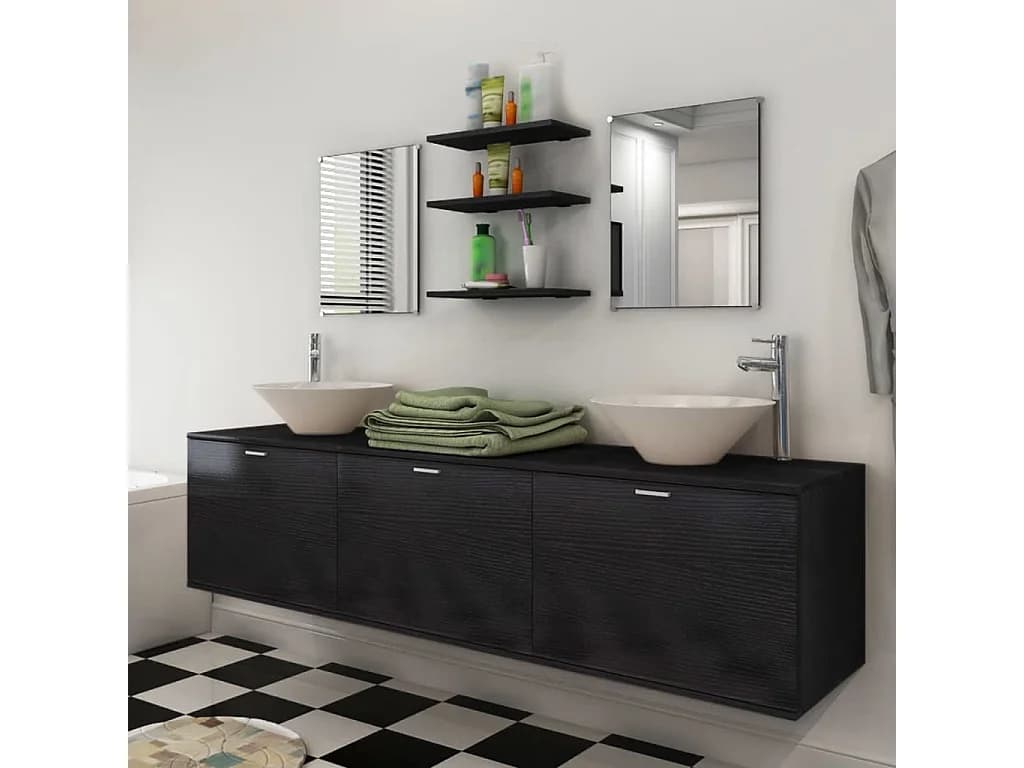 Dix pièces pour salle de bains avec lavabo et robinet noir
