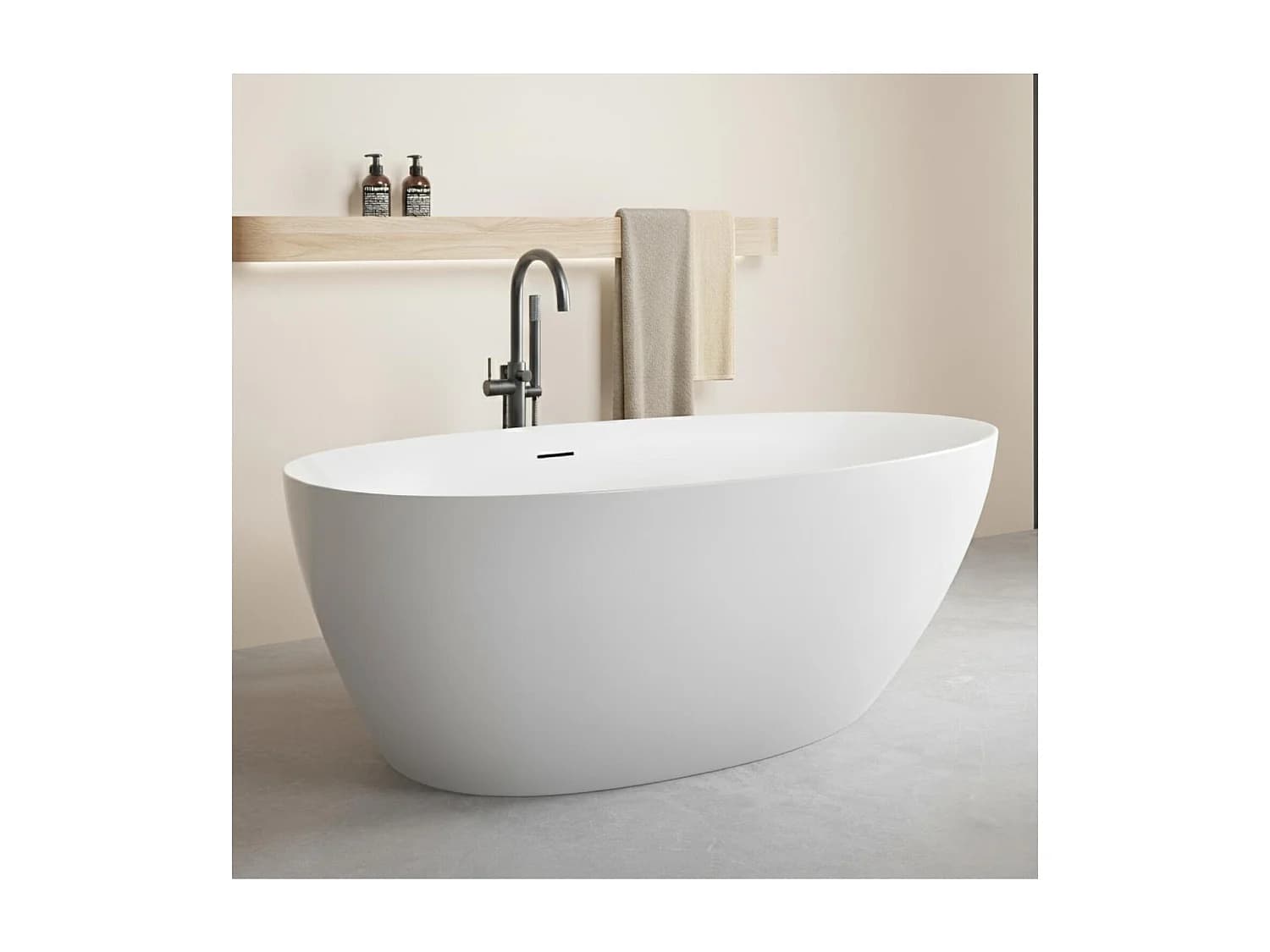 Baignoire îlot BAÏA en acrylique blanche 170cm