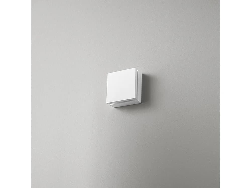Applique Led 10W 700Lm 3000K En Métal Blanc, Diffuseur Orientable, Design Moderne Pour Intérieur, Dimensions 12X12X4.5/13 Cm Par La Marque Perenz