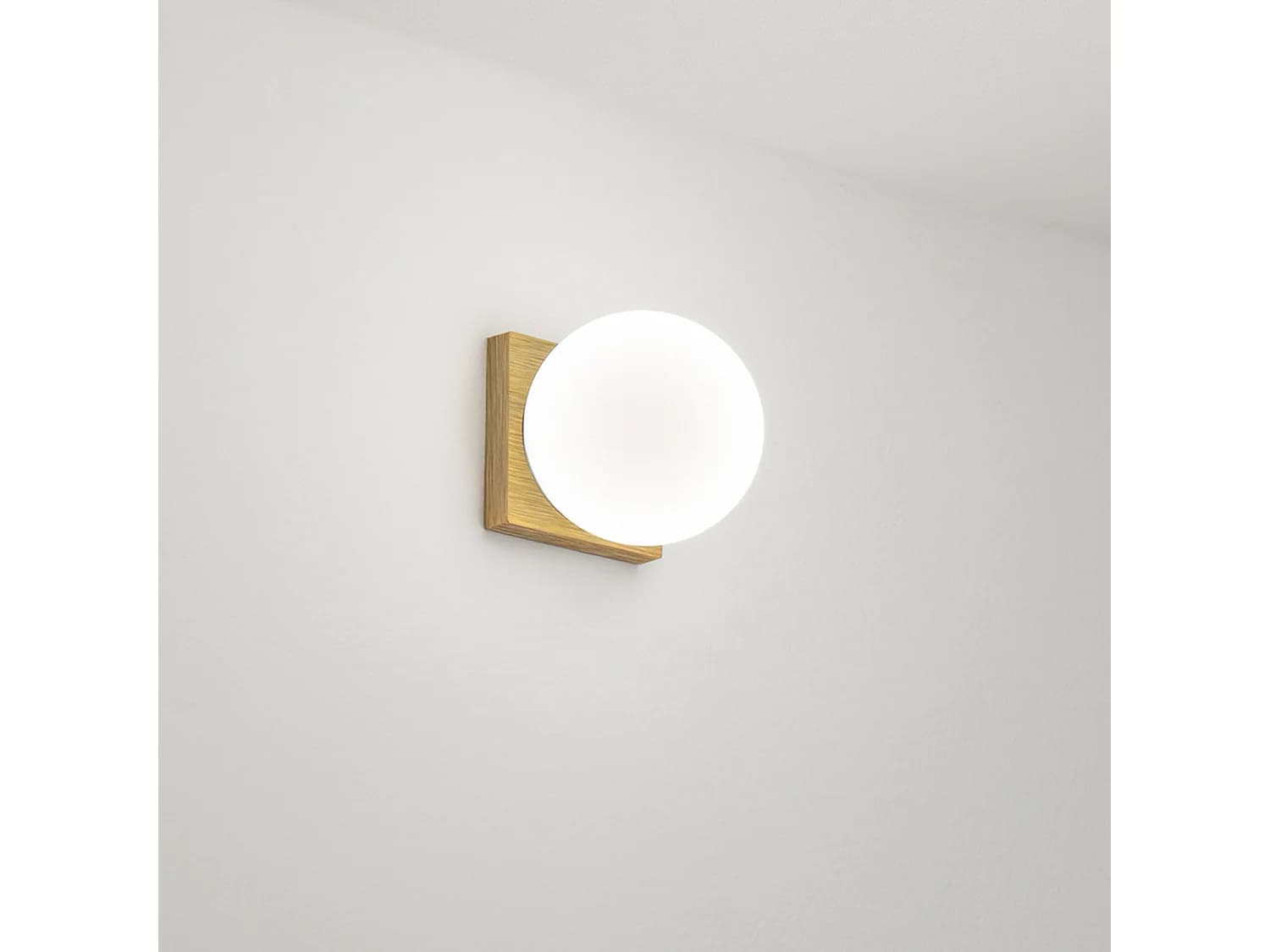 Plafonnier Led Moderne 8W 3000K En Métal Laiton Bruni Et Verre Soufflé - Design Élégant Pour Intérieur Ip40 - Luminaire De Qualité Par Perenz