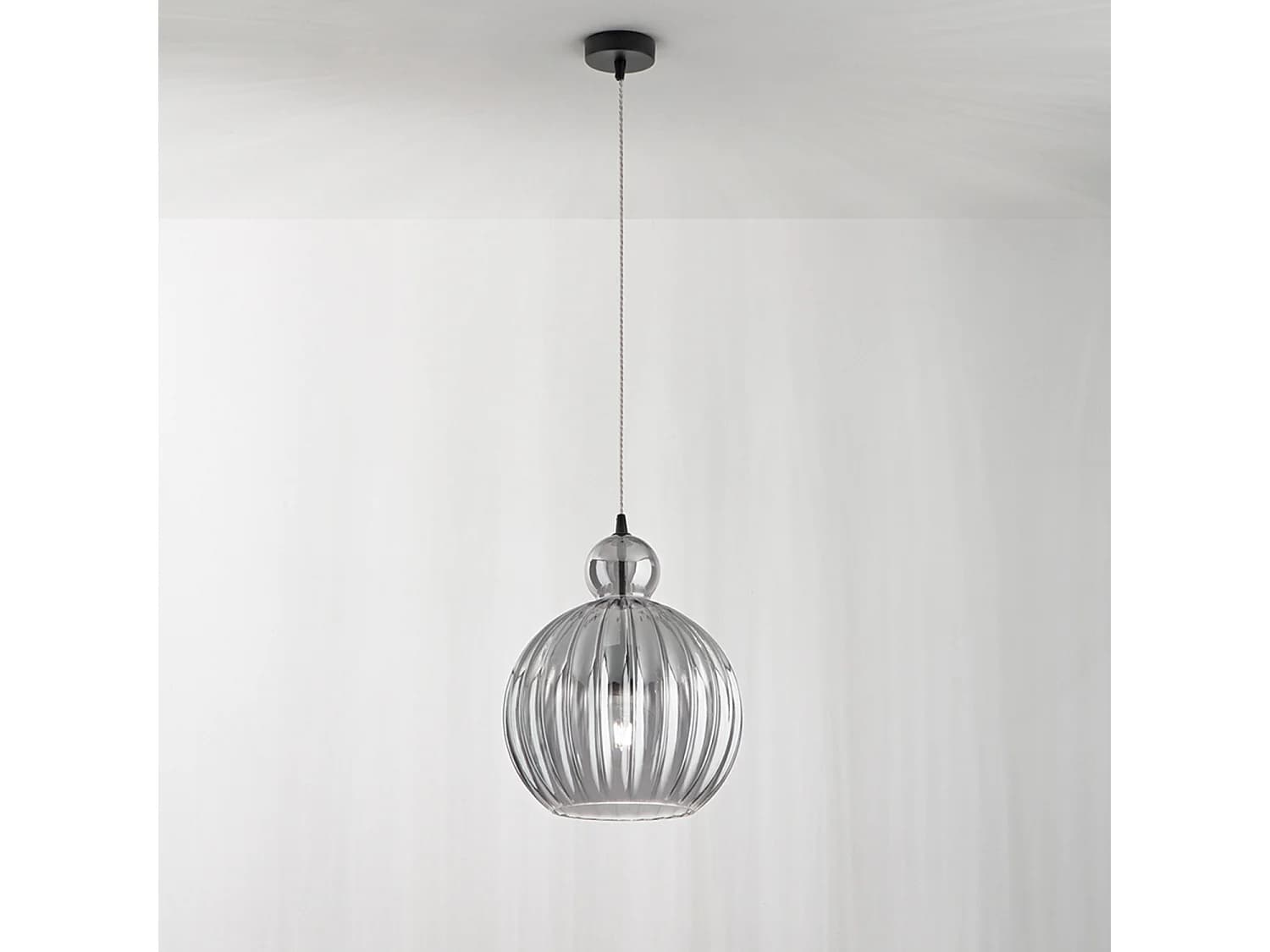 Suspension En Verre Fumé, Design Moderne Avec Structure En Métal Noir Mat, Douille E27, Diamètre 25 Cm, H 182 Cm - Marque Perenz, Luminaire Élégant