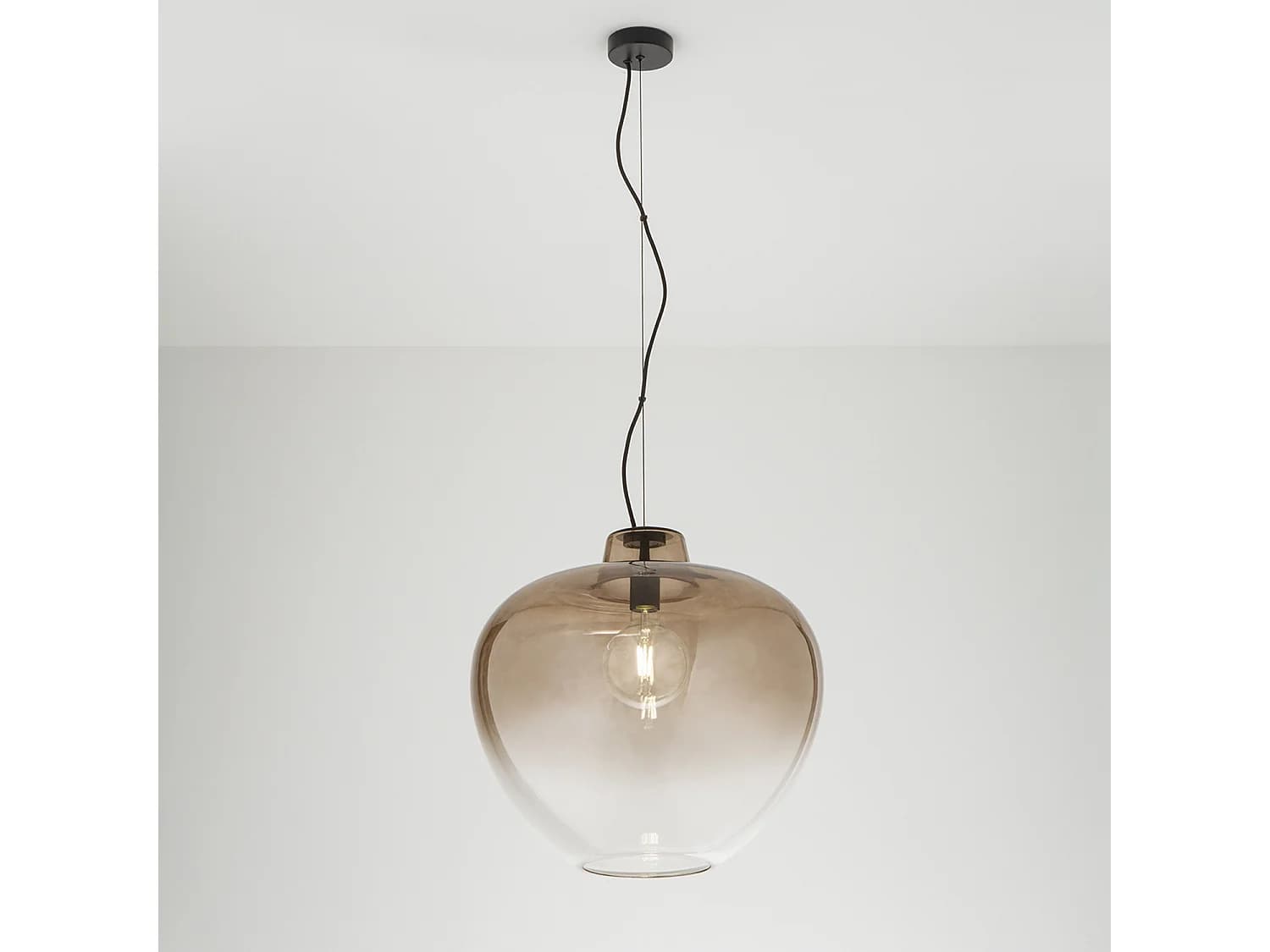 Suspension En Verre Soufflé 10S46667 E, Design Moderne Avec Finition Marron Miroir Dégradé Et Structure En Métal Noir Mat, E27 - Perenz Luminaire