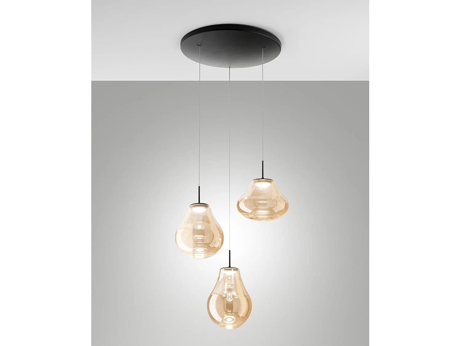 Suspension Deva Ø500Mm, Led 42W, 4530Lm, 2700K/3000K/4000K, Réglable, Structure En Métal Et Verre Borosilicate Ambré, Design Élégant Et Moderne.