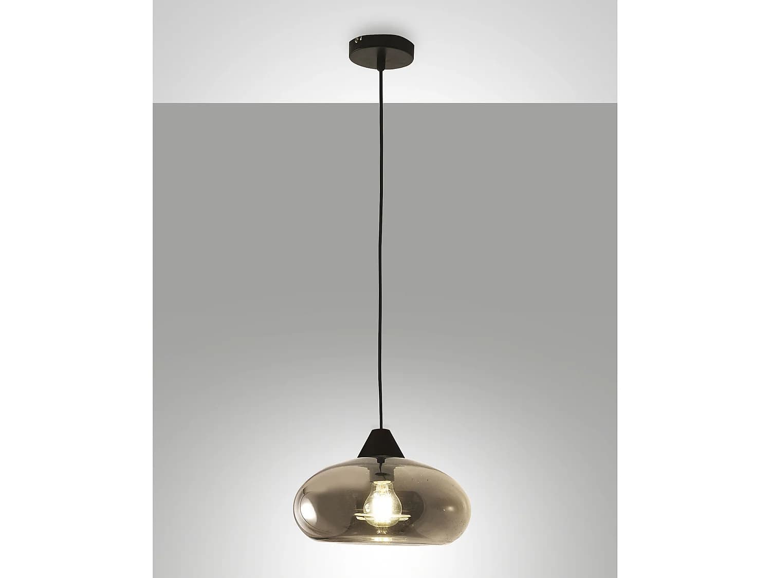 Suspension Ela 27 Cm En Métal Et Verre Soufflé Fumé, Douille E27, Design Moderne Et Élégant Pour L'Éclairage Intérieur