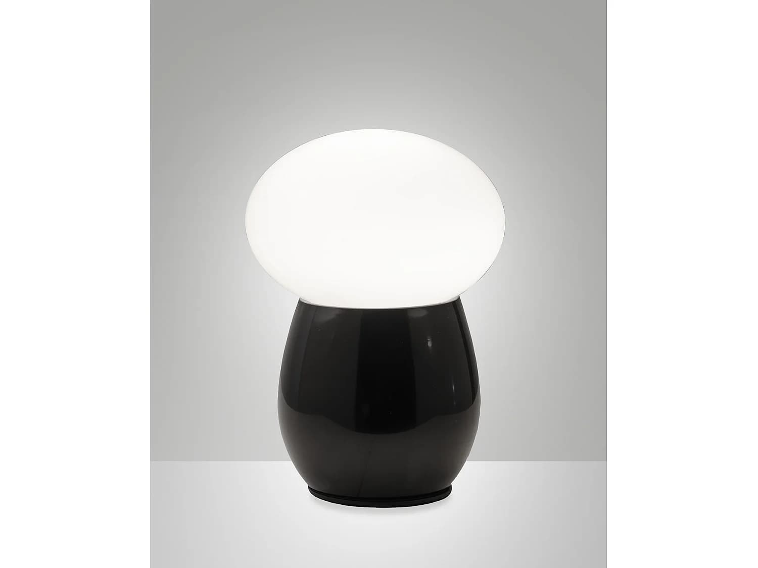 Lampe De Table Freddy En Verre Soufflé Noir, Douille E27 40 W, Interrupteur Intégré, Design Élégant Et Moderne - Collection Freddy