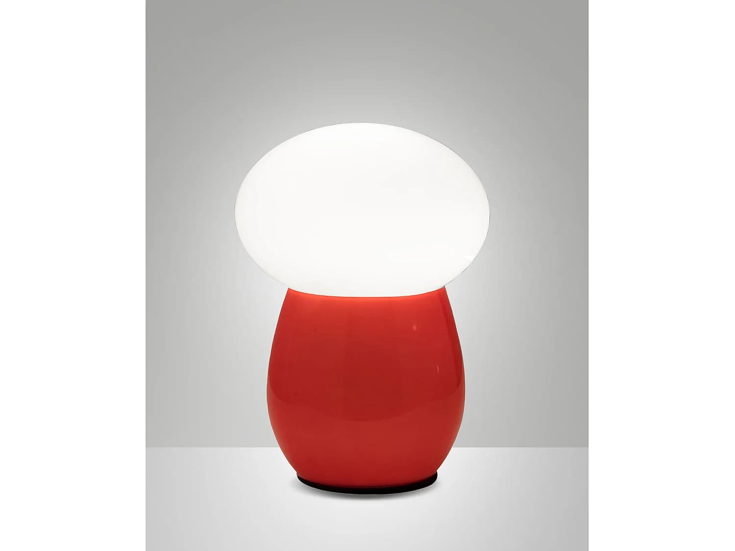 Lampe De Table Freddy En Verre Soufflé Rouge, Douille E27 40W, Interrupteur Intégré, Design Élégant Et Moderne - Collection Freddy