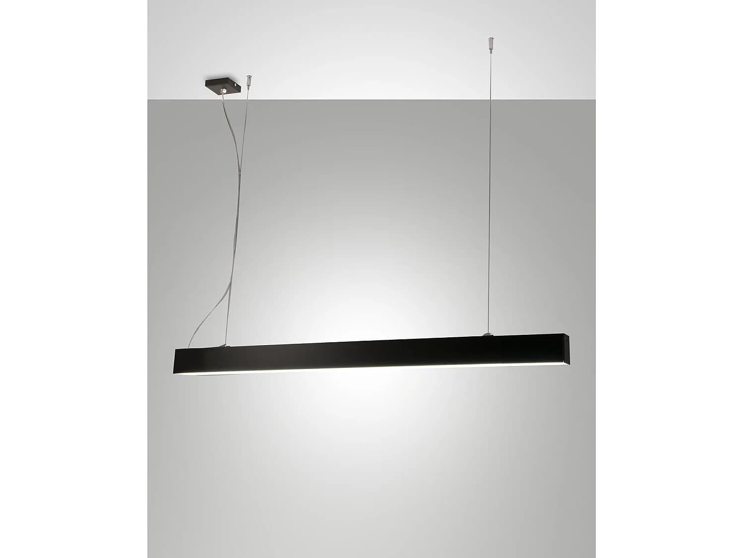 Suspension Next En Métal Noir Et Polycarbonate, Led 45 W, 5 460 Lm, 3 000 K, Hauteur Réglable Jusqu'À 2 000 Mm, Ip20 Classe 1