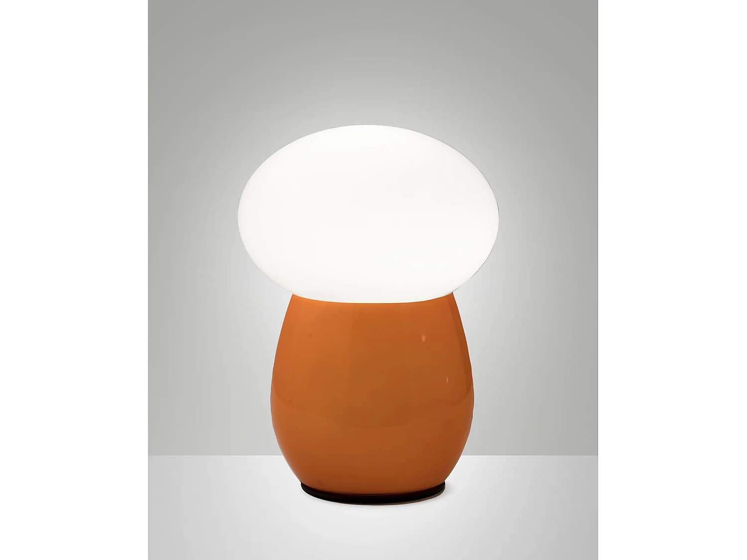 Lampe De Table Freddy En Verre Soufflé Ambré, Douille E27 40 W, Interrupteur Intégré, Design Élégant Et Moderne - Collection Freddy